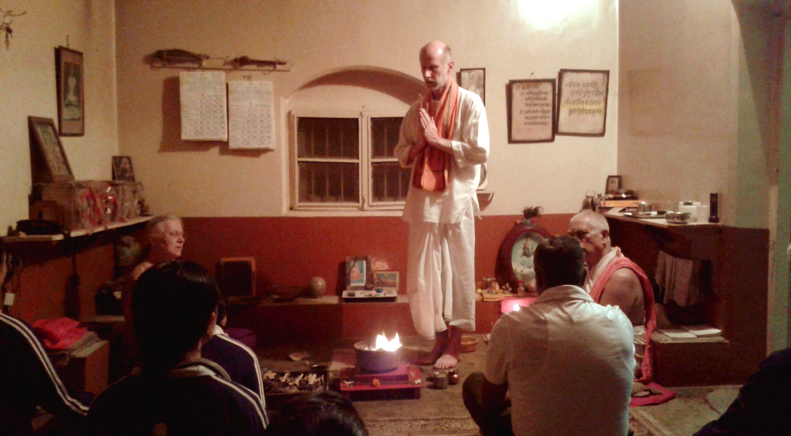 Mantra: Fire Ceremony, Agni Upāsthanā 6/9