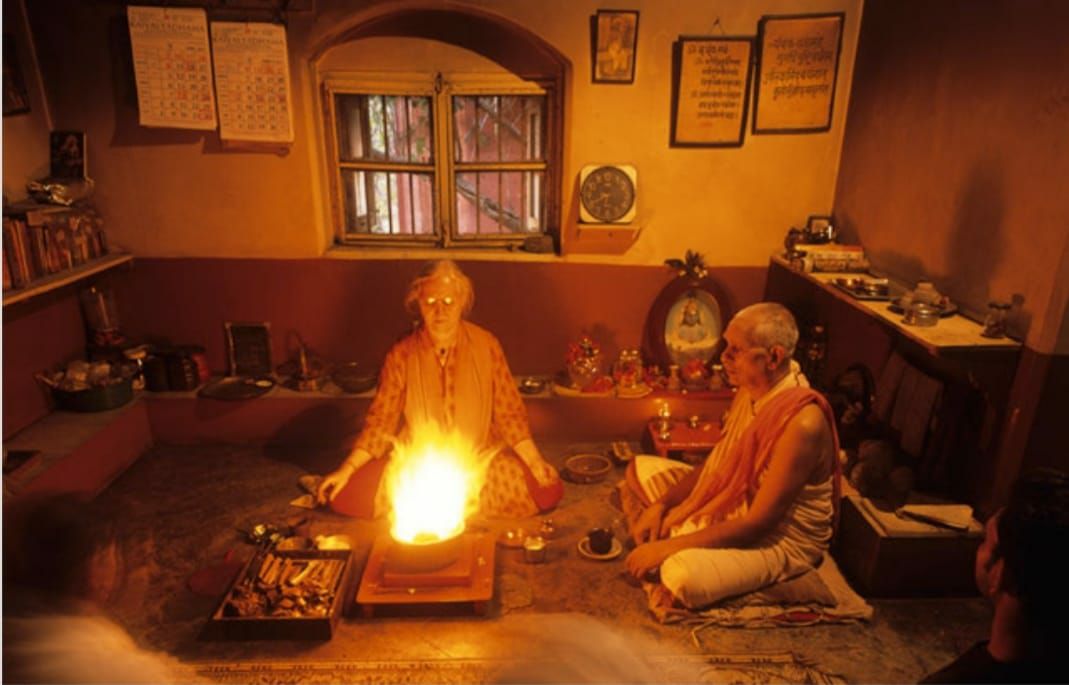 Mantra: Fire Ceremony, Svasti Mantrās 1/9